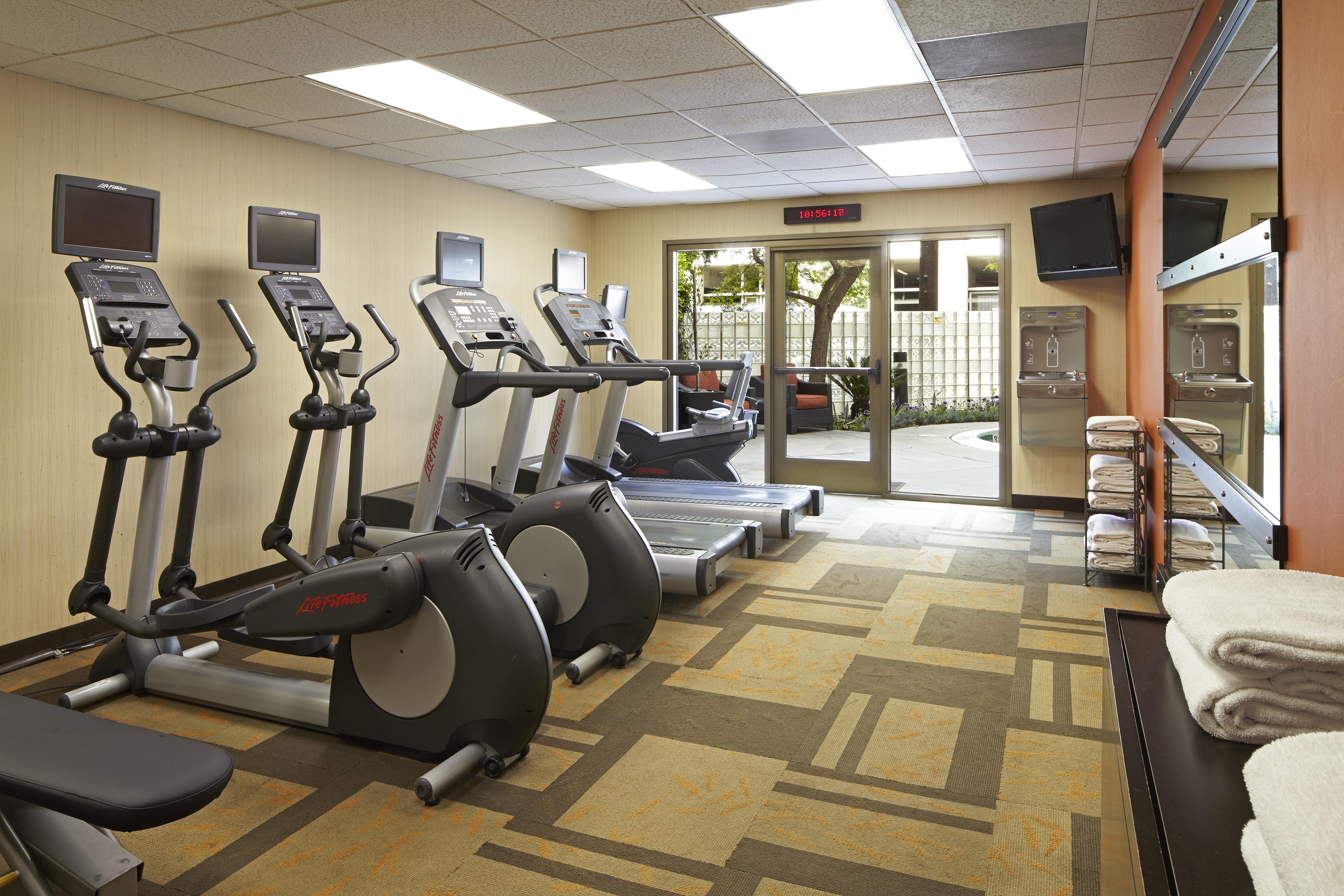 Courtyard By Marriott Los Angeles Lax / Century Boulevard Dış mekan fotoğraf