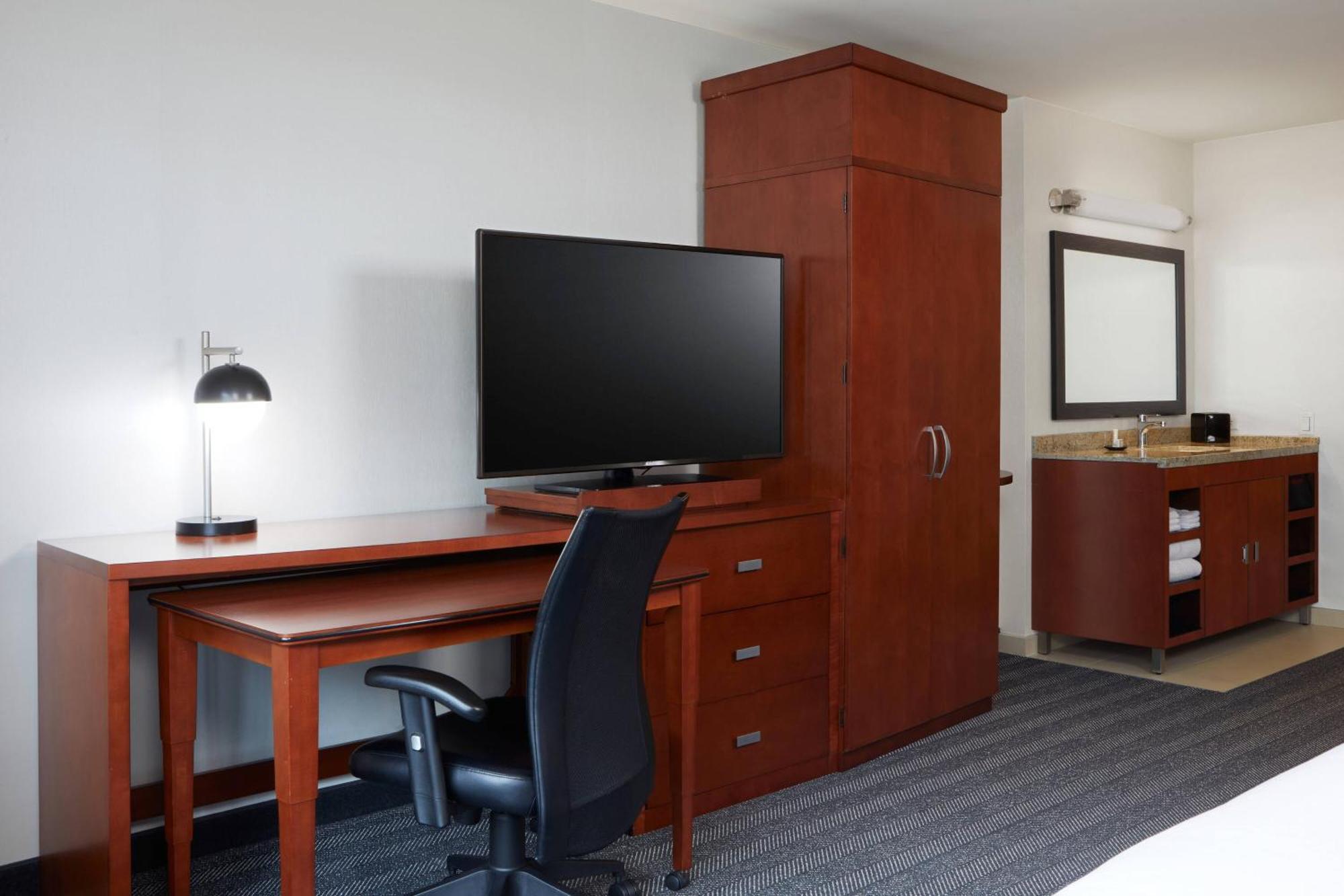 Courtyard By Marriott Los Angeles Lax / Century Boulevard Dış mekan fotoğraf