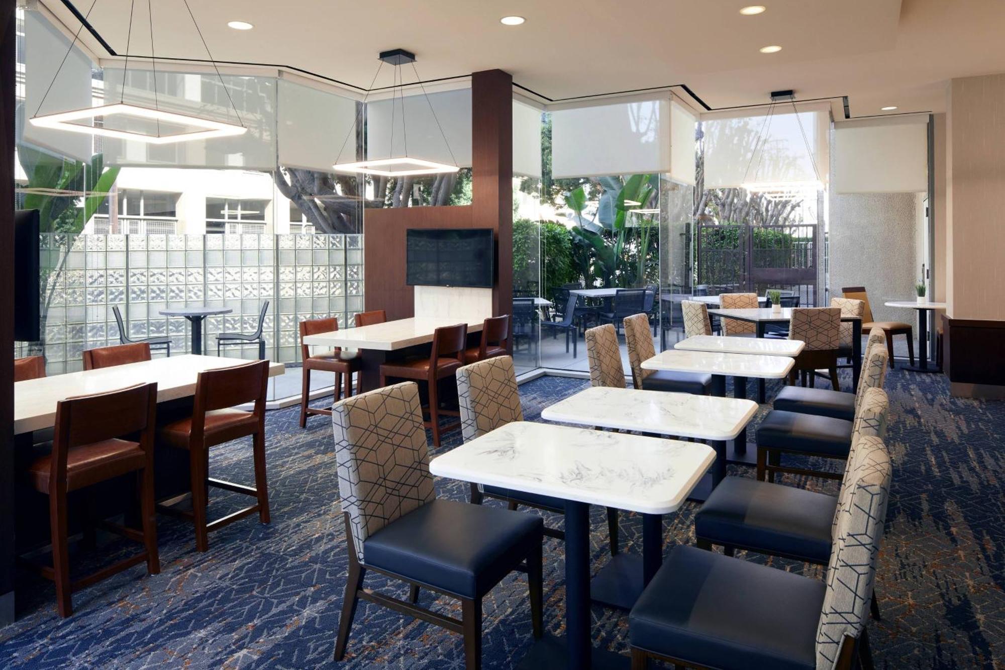 Courtyard By Marriott Los Angeles Lax / Century Boulevard Dış mekan fotoğraf