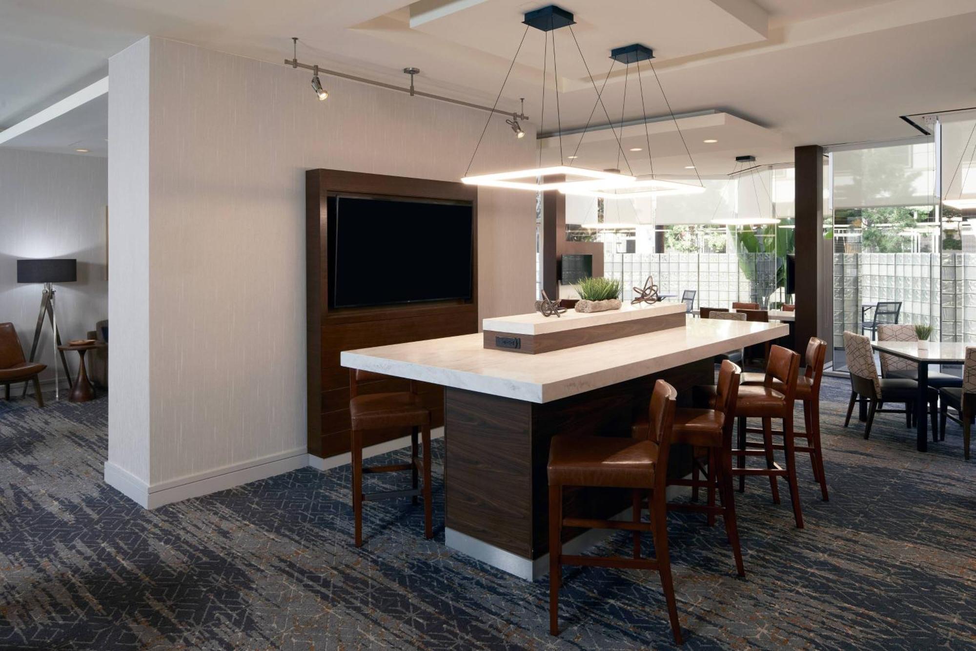 Courtyard By Marriott Los Angeles Lax / Century Boulevard Dış mekan fotoğraf